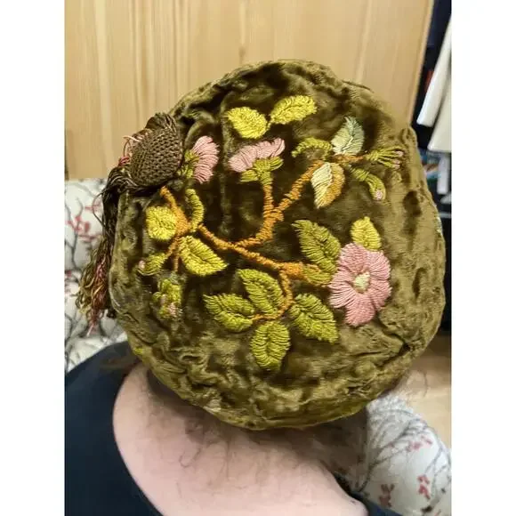 1930s–40s Soft Shell Pillbox Hat • Velvet Embroidered Floral 1930s–40s Soft Shell Pillbox Hat • Velvet Embroidered Floral  main image 4